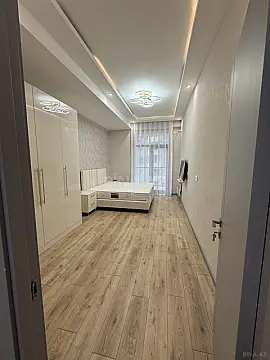 Satılır 2 otaqlı mənzil 94.5 m²