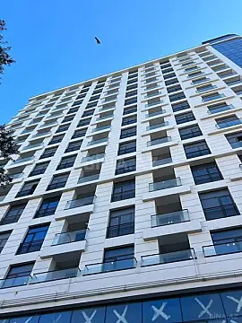 Satılır 4 otaqlı mənzil 130 m²