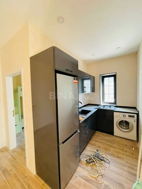 Kirayə verilir 5 otaqlı həyət evi 280 m²