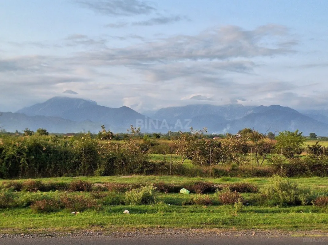 Satılır torpaq sahəsi 100 m²