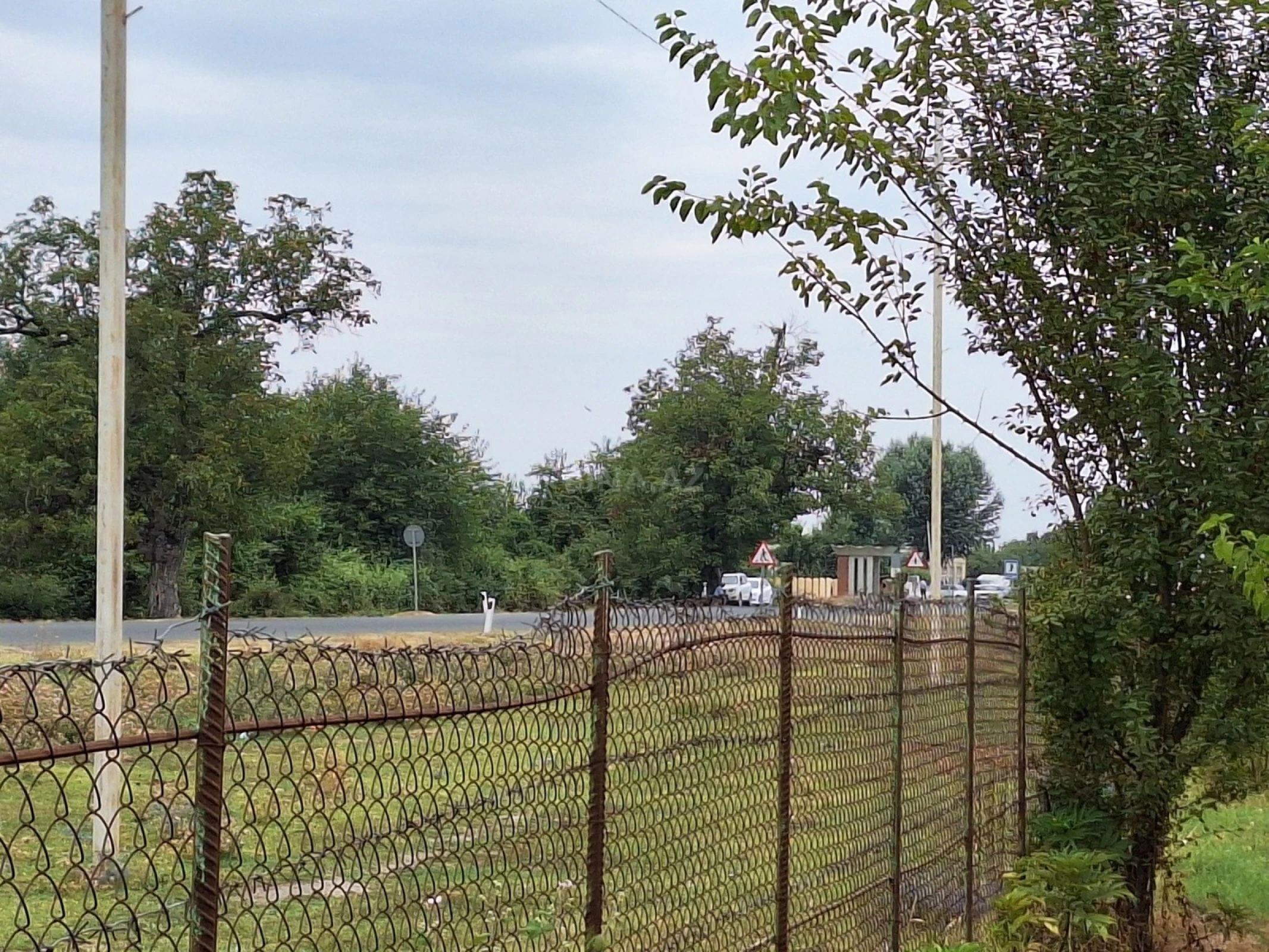 Satılır torpaq sahəsi 100 m²