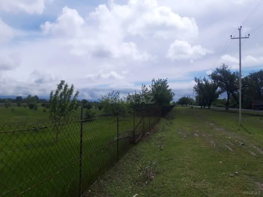 Satılır torpaq sahəsi 100 m²