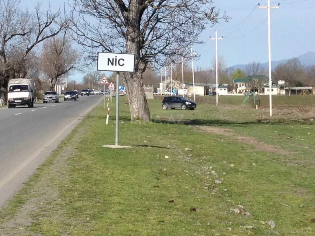 Satılır torpaq sahəsi 100 m²