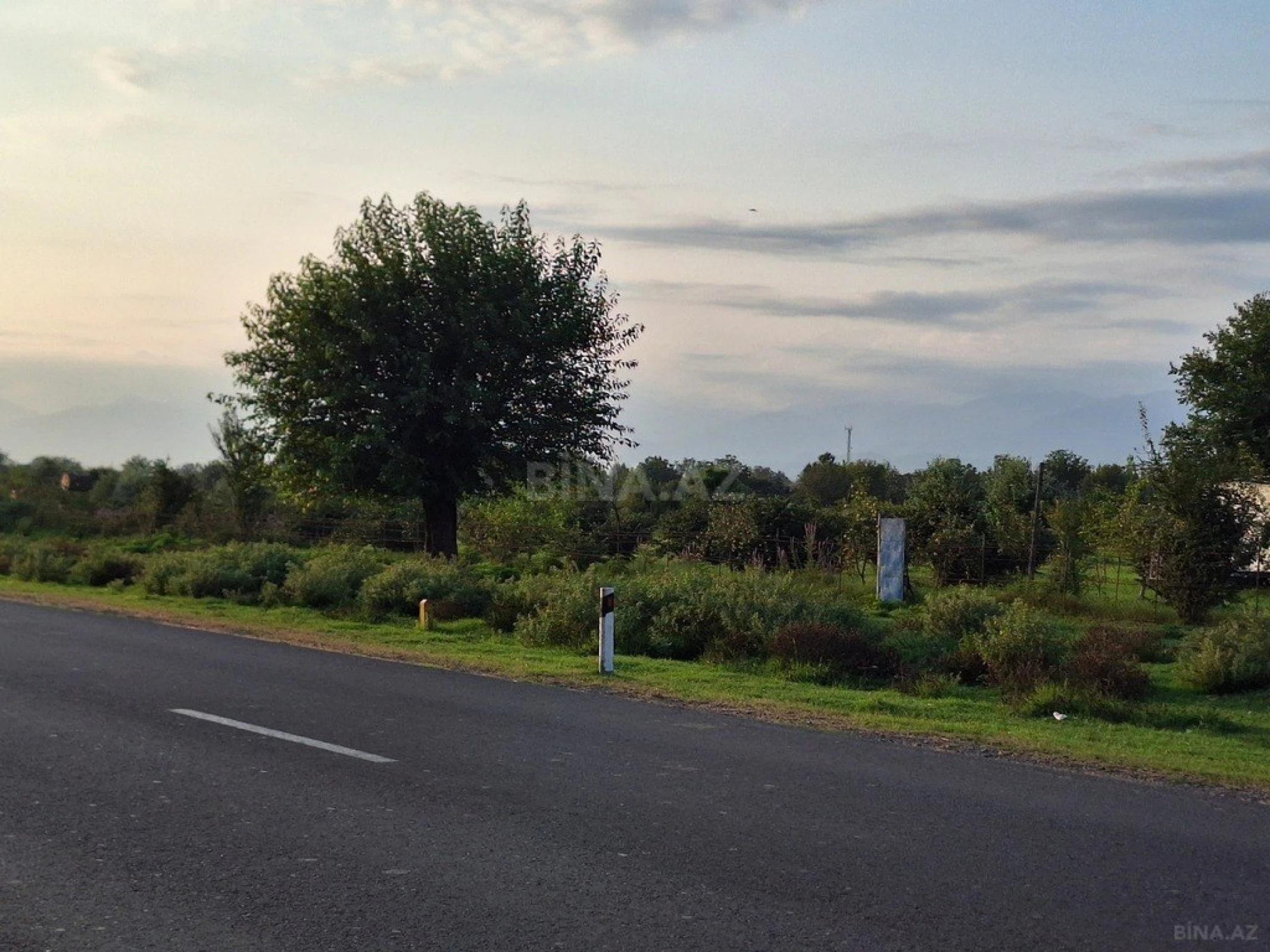 Satılır torpaq sahəsi 100 m²