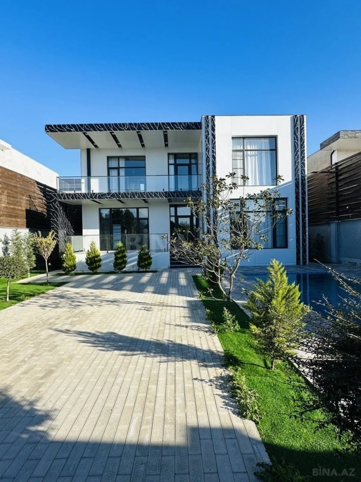 Kirayə verilir 5 otaqlı həyət evi 290 m²