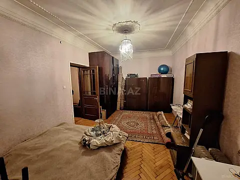 Satılır 4 otaqlı mənzil 100 m²