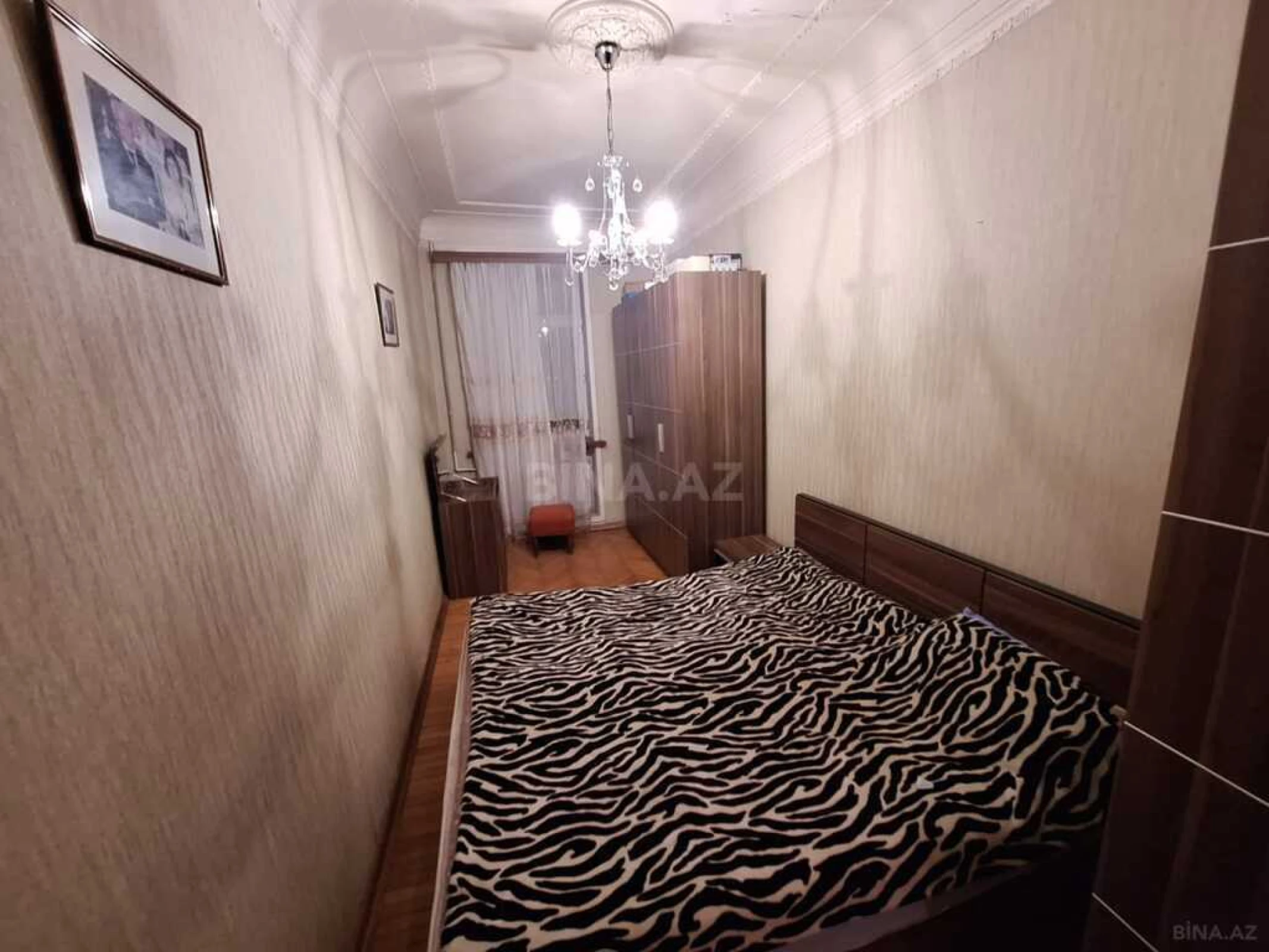 Satılır 4 otaqlı mənzil 100 m²