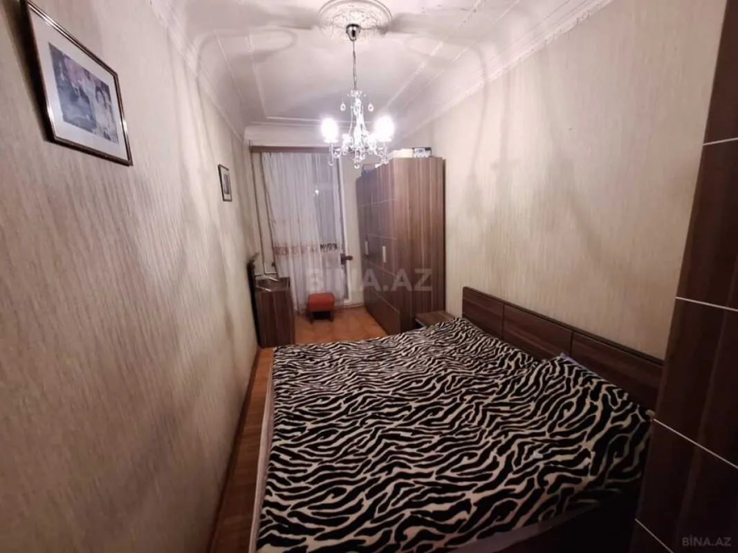 Satılır 4 otaqlı mənzil 100 m²