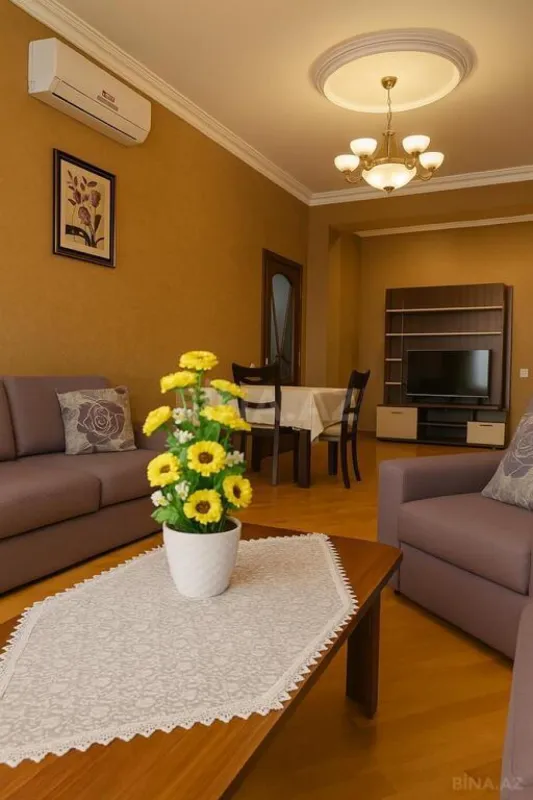 Kirayə verilir 2 otaqlı mənzil 80 m²