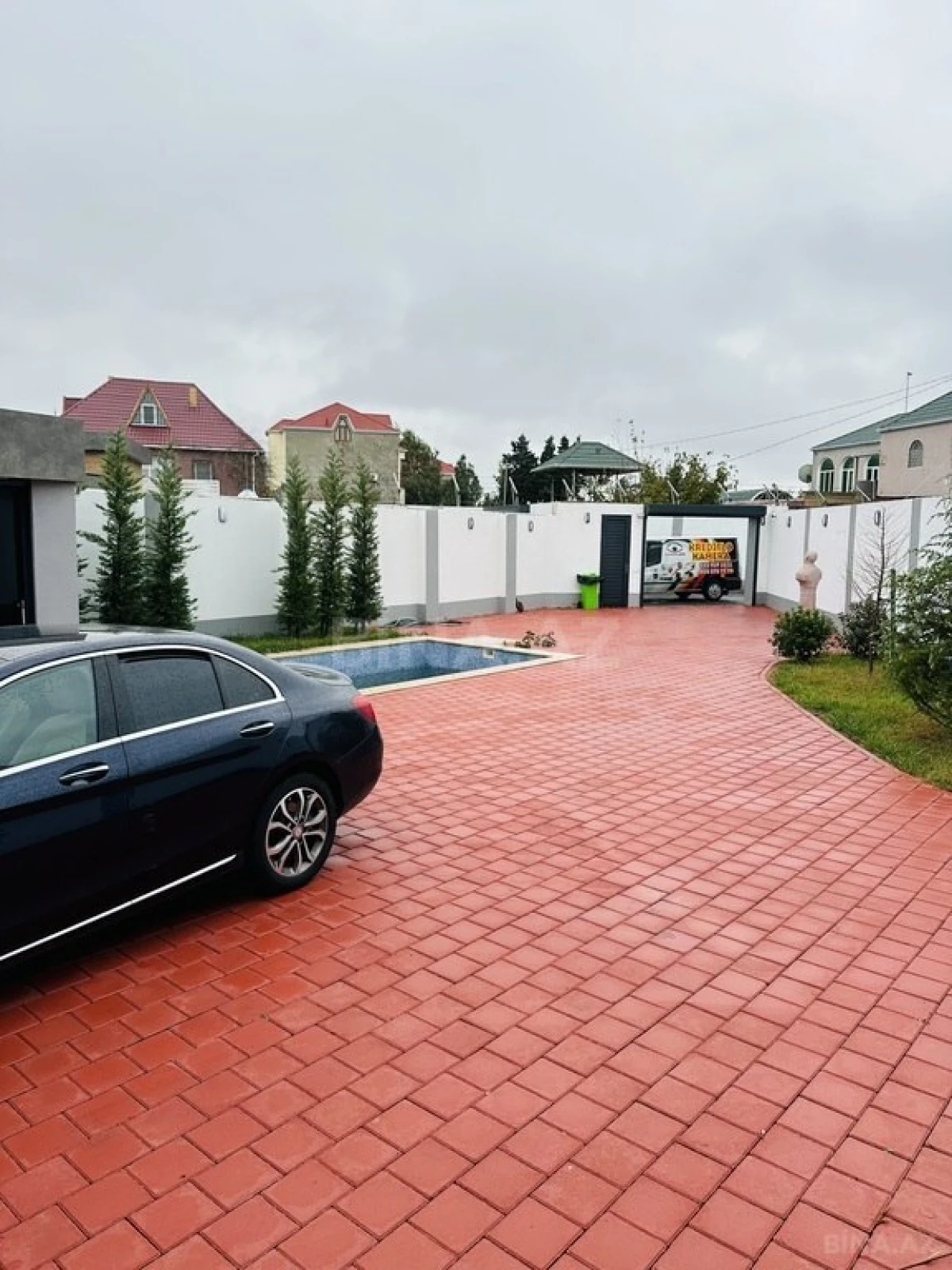 Kirayə verilir 4 otaqlı həyət evi 190 m²