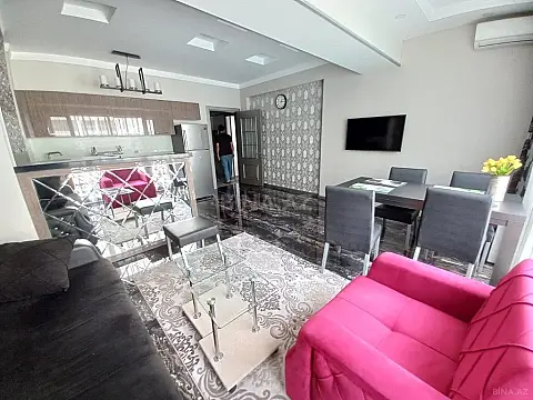 Kirayə verilir 2 otaqlı mənzil 78 m²