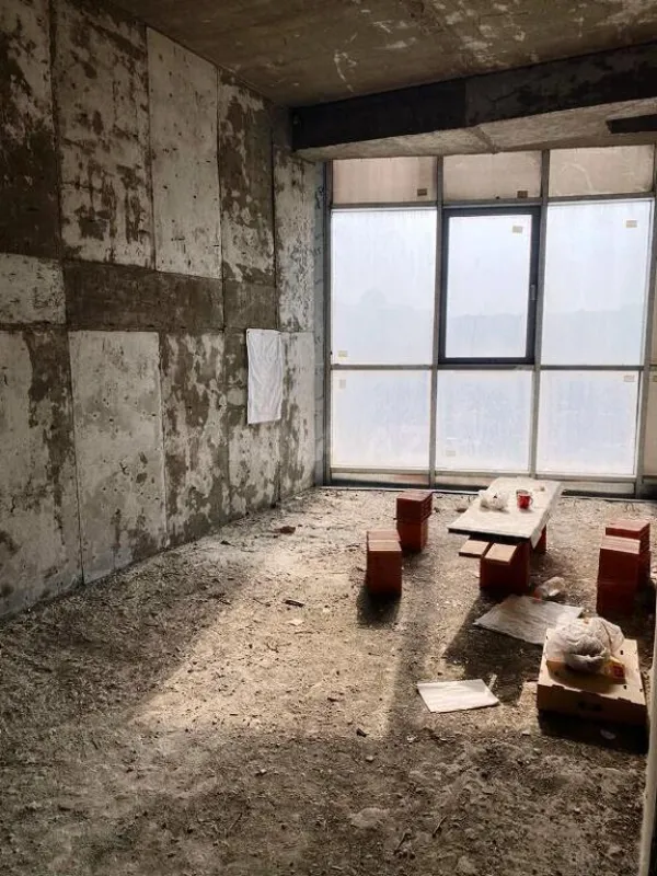 Satılır 15 otaqlı mənzil 870 m²