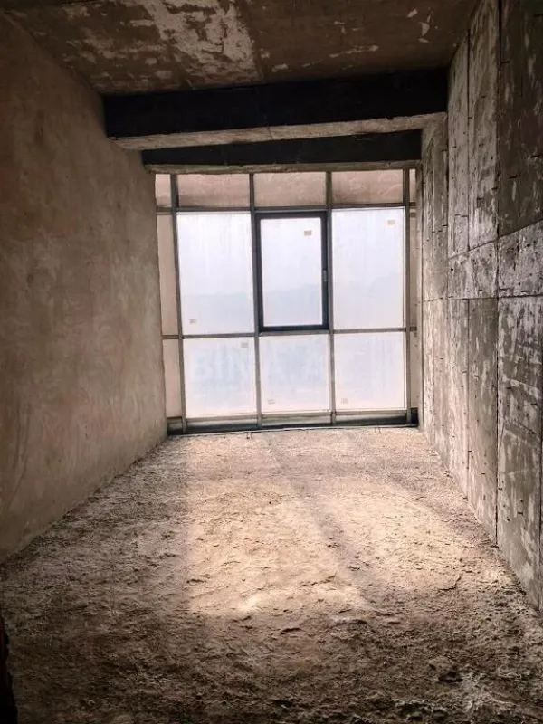 Satılır 15 otaqlı mənzil 870 m²