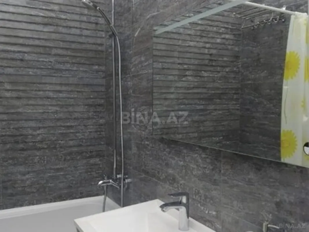 Kirayə verilir 2 otaqlı mənzil 105 m²