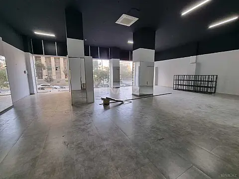 Satılır obyekt 220 m²