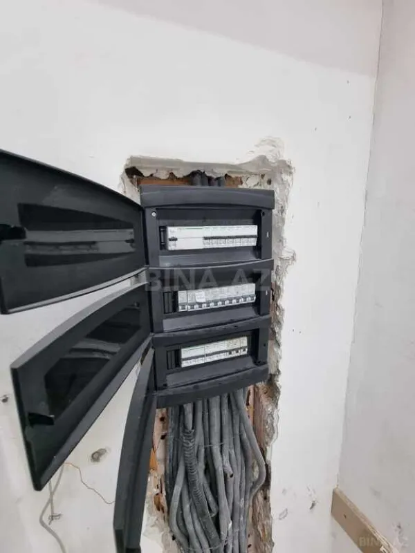 Satılır obyekt 220 m²