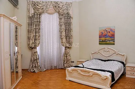 Kirayə verilir 2 otaqlı mənzil 90 m² — Bakı, Səbail 2 otaq 90.00 m²