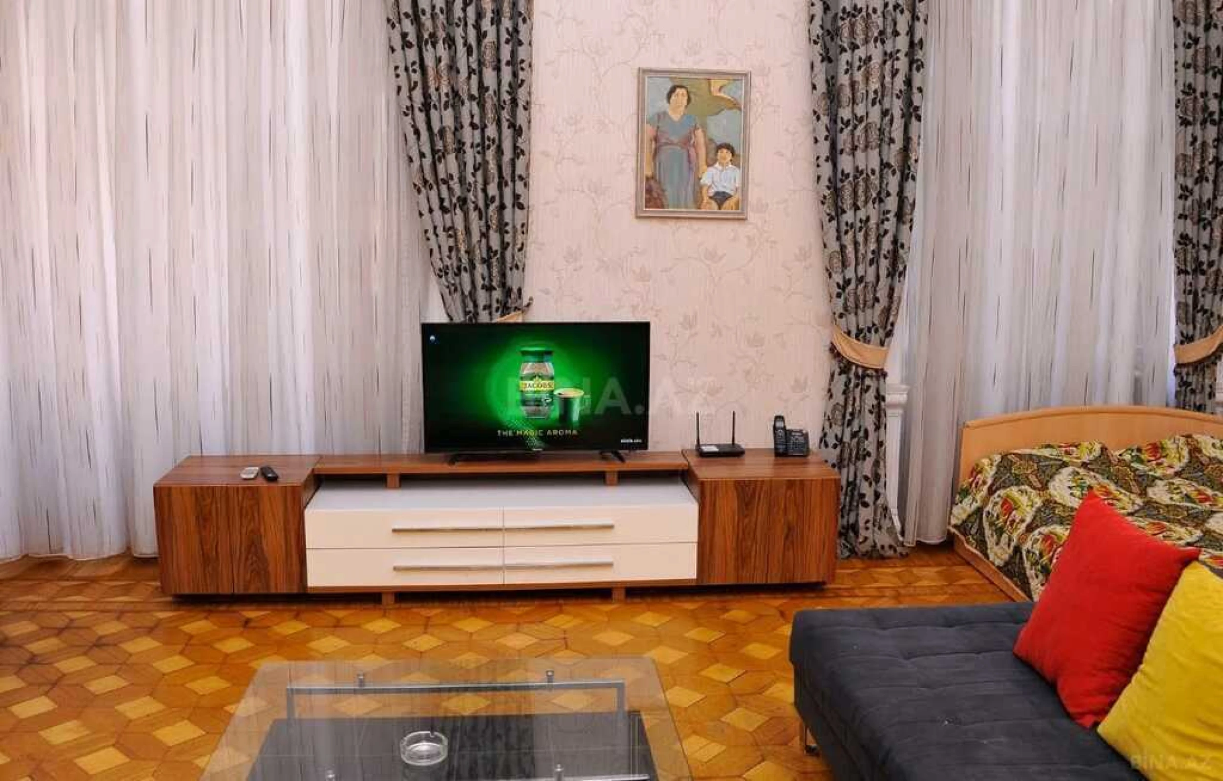 Kirayə verilir 2 otaqlı mənzil 90 m²