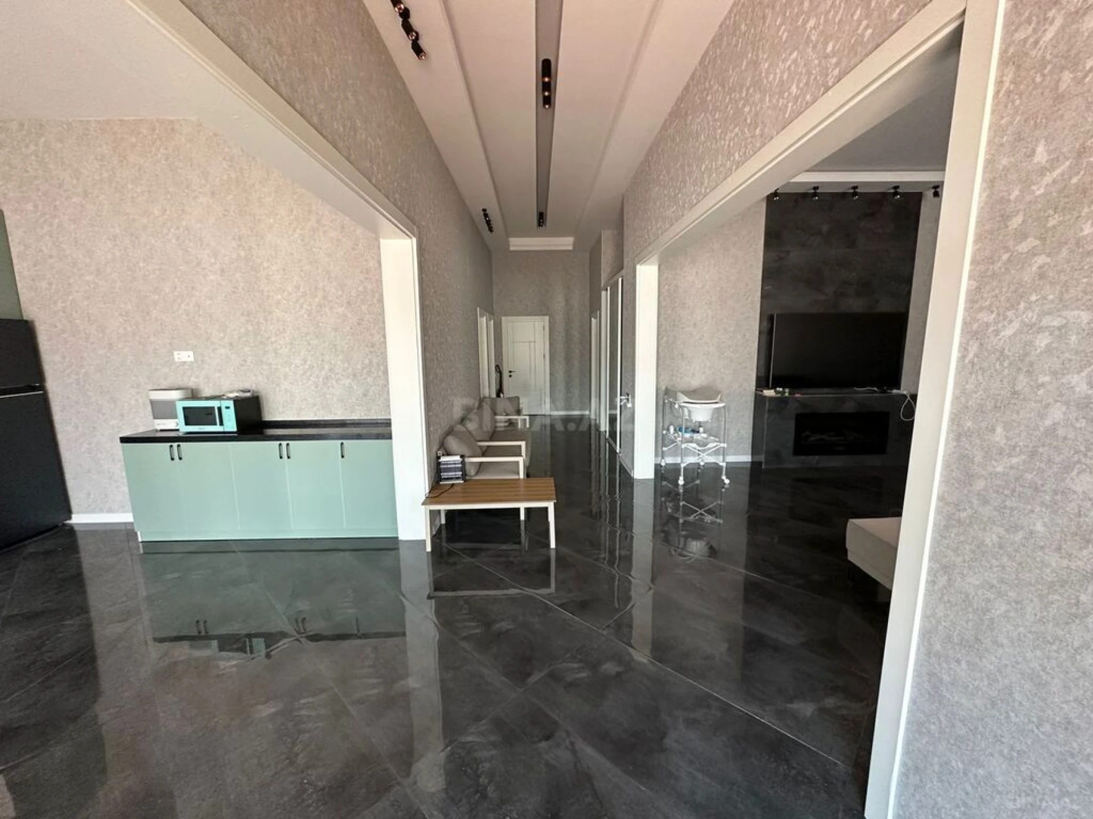 Kirayə verilir 4 otaqlı həyət evi 240 m²