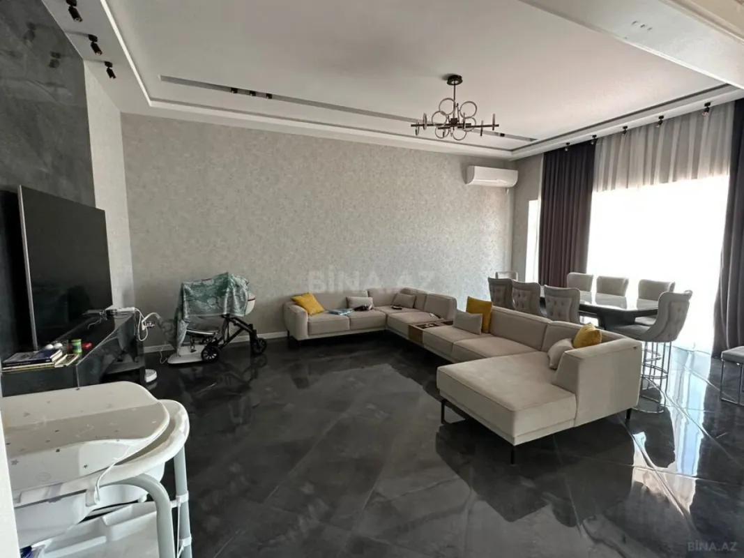 Kirayə verilir 4 otaqlı həyət evi 240 m²