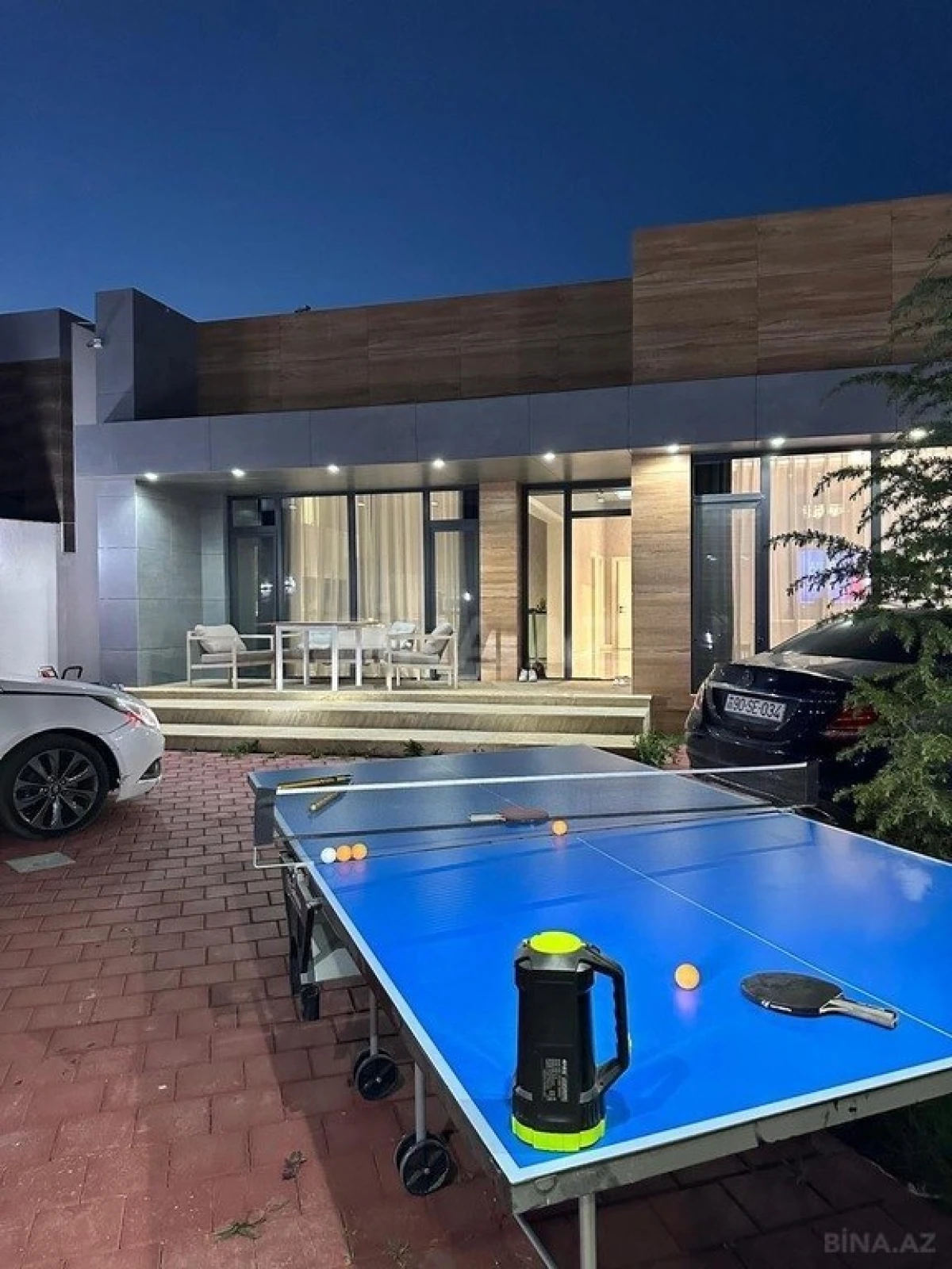 Kirayə verilir 4 otaqlı həyət evi 240 m²