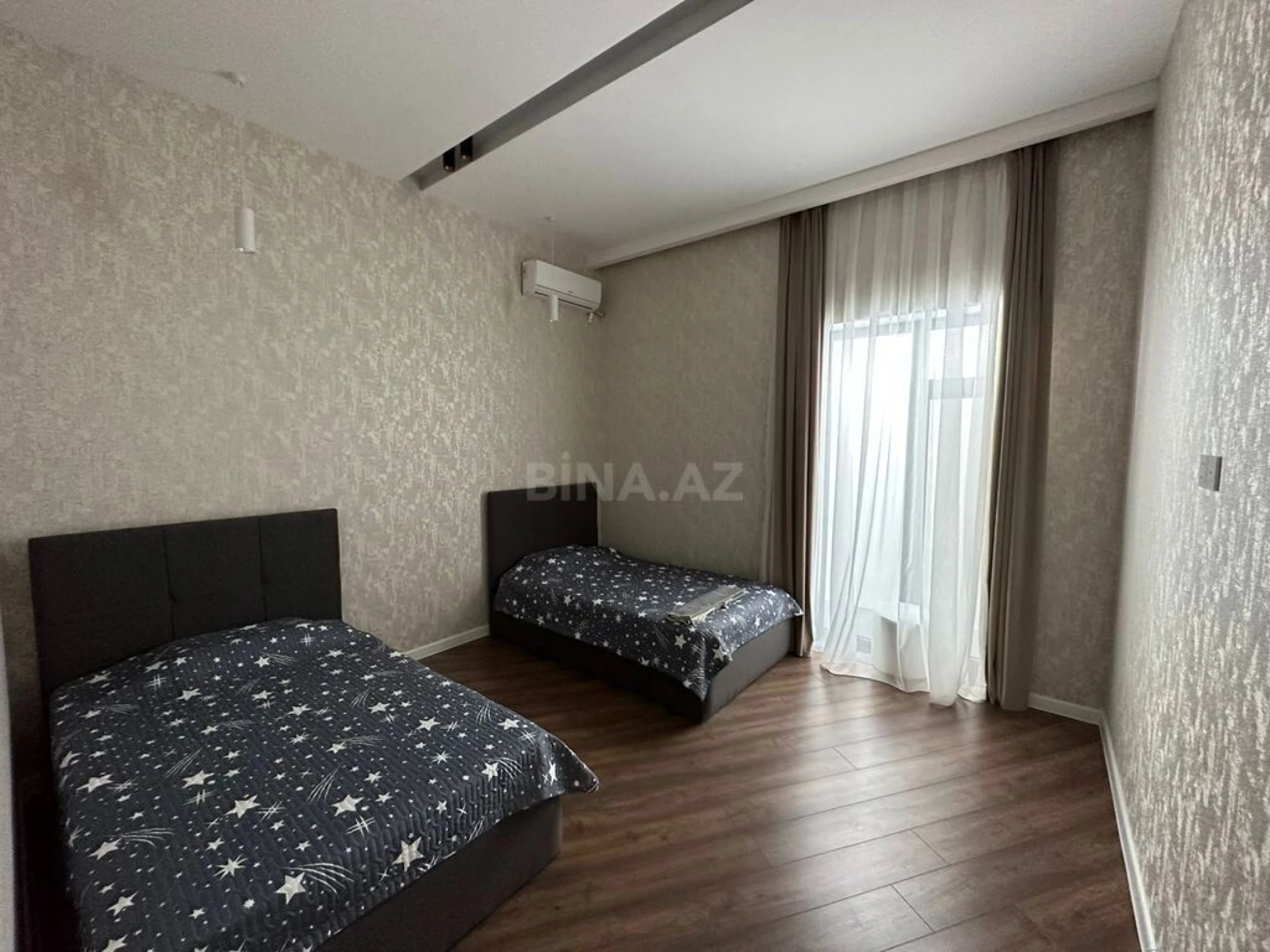 Kirayə verilir 4 otaqlı həyət evi 240 m²