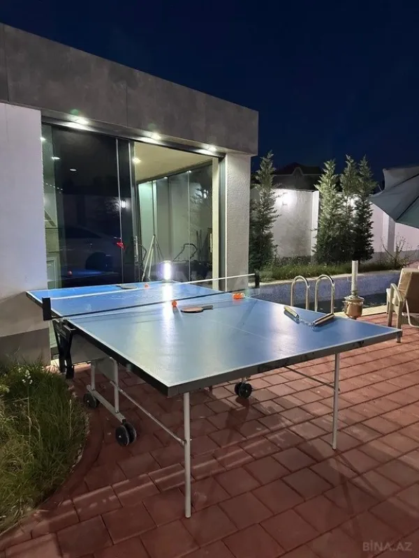 Kirayə verilir 4 otaqlı həyət evi 240 m²