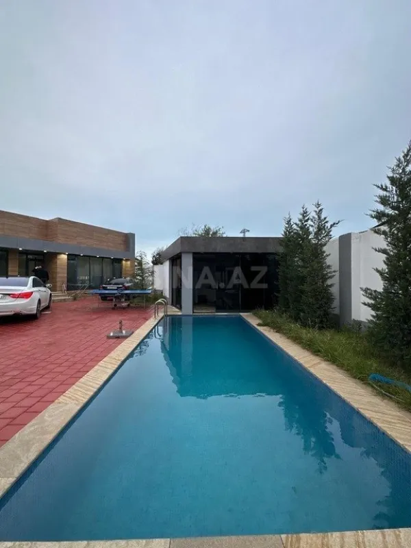 Kirayə verilir 4 otaqlı həyət evi 240 m²