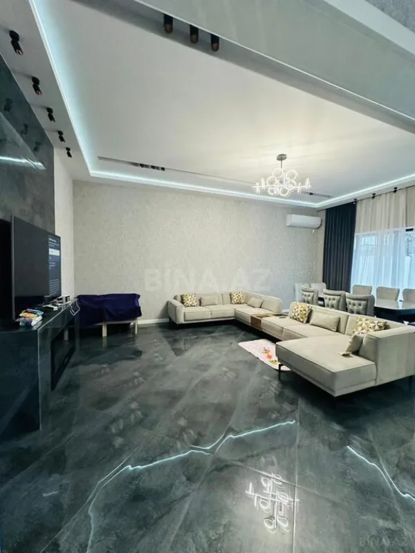 Kirayə verilir 4 otaqlı həyət evi 240 m²