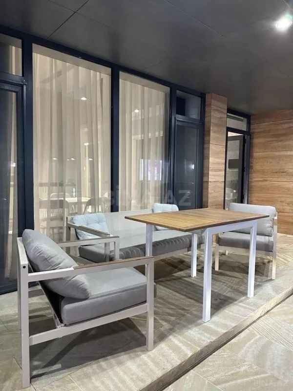 Kirayə verilir 4 otaqlı həyət evi 240 m²