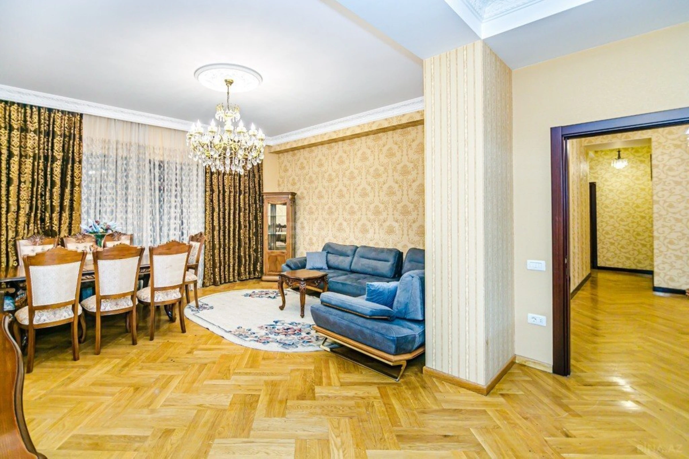 Kirayə verilir 3 otaqlı mənzil 185 m²