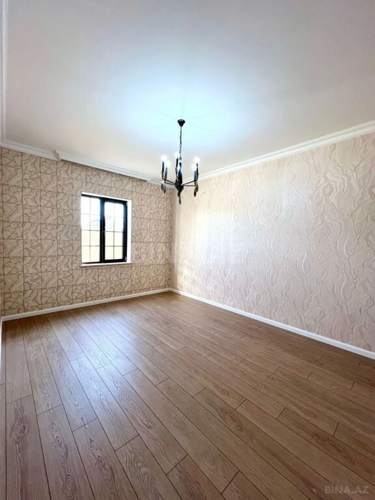 Satılır 4 otaqlı həyət evi 185 m²