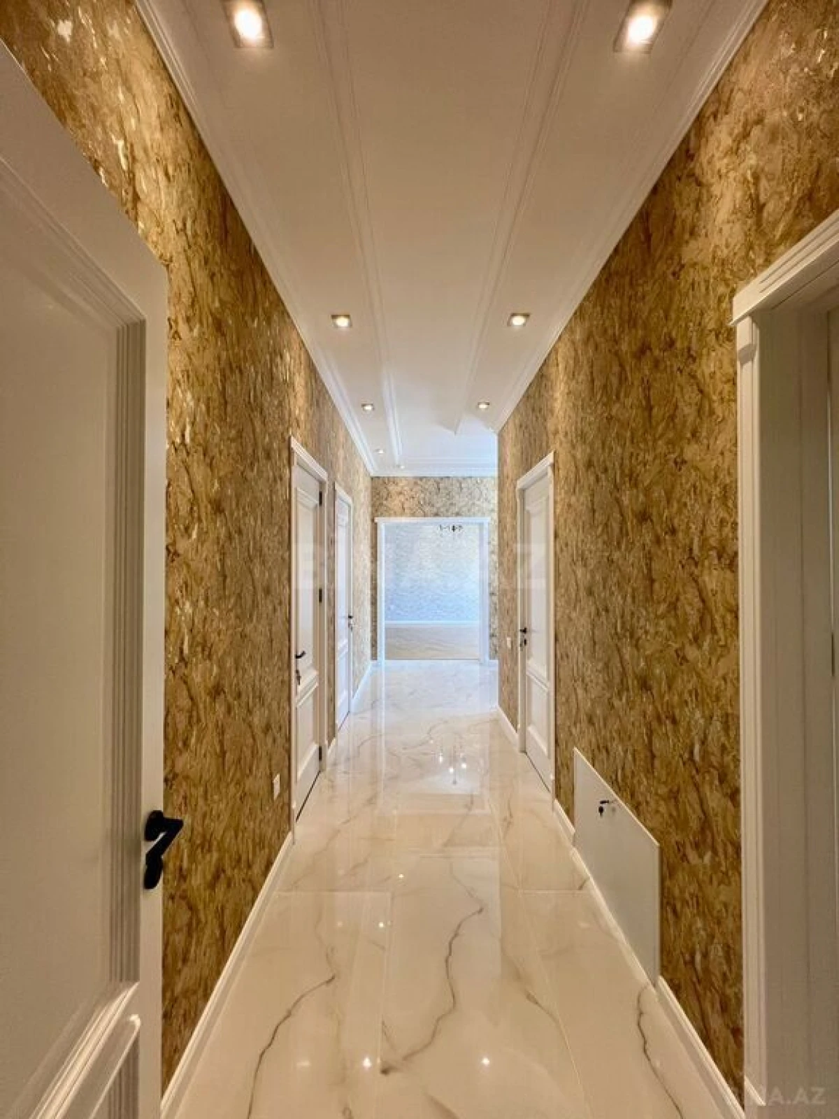 Satılır 4 otaqlı həyət evi 190 m²