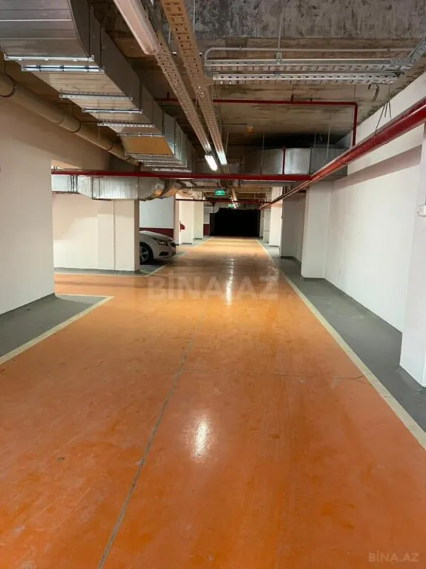 Satılır 3 otaqlı mənzil 144 m²