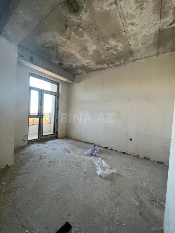 Satılır 3 otaqlı mənzil 144 m²