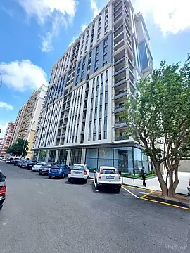Satılır 3 otaqlı mənzil 144 m²