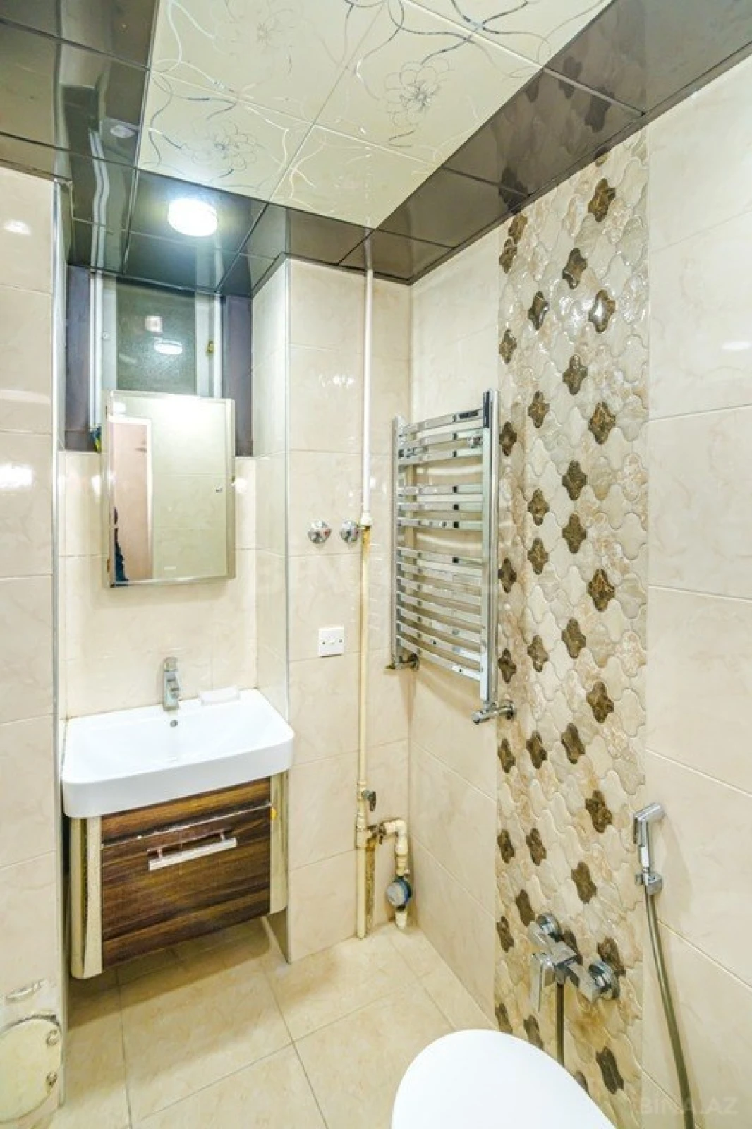Kirayə verilir 3 otaqlı mənzil 95 m²