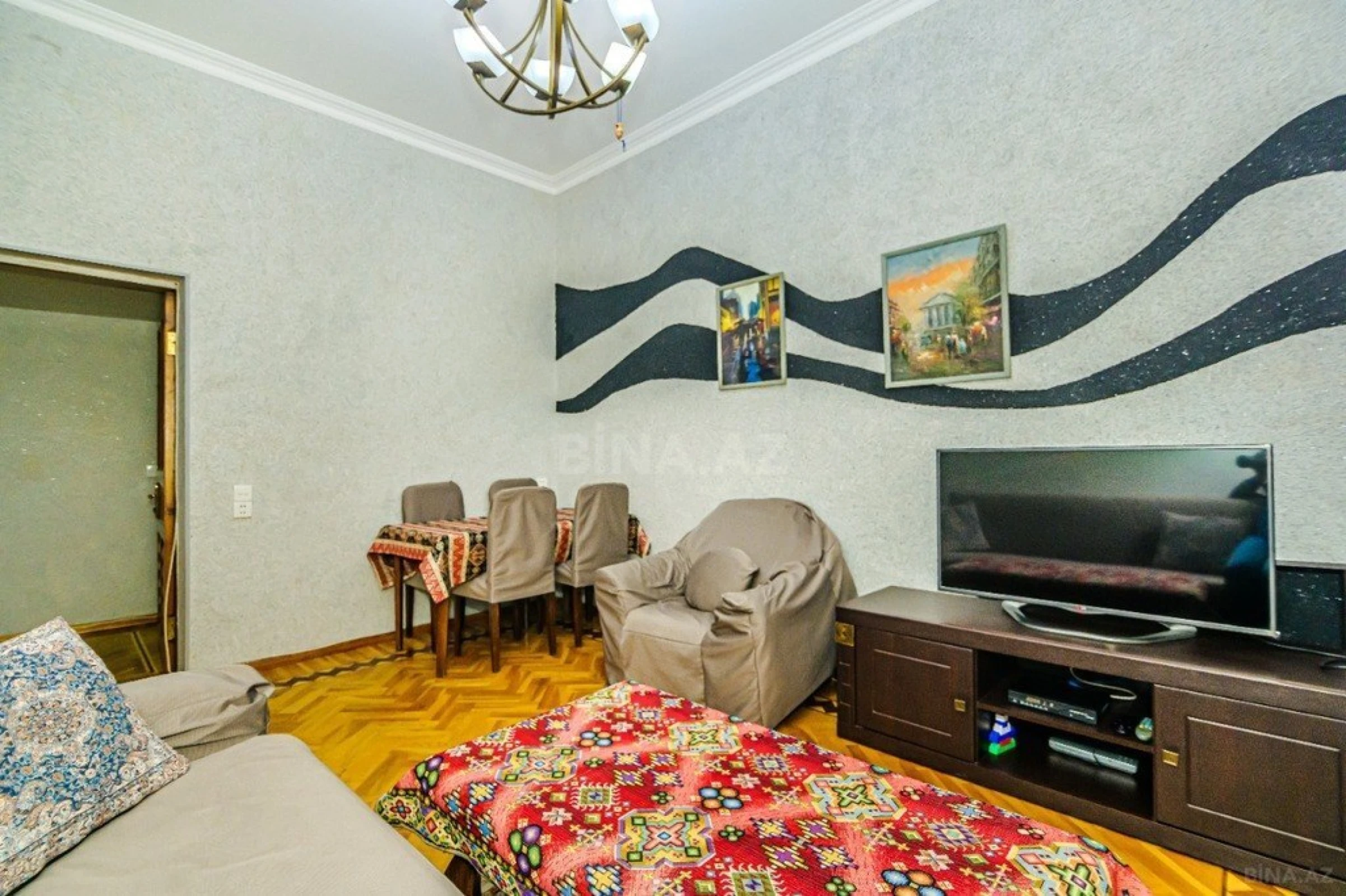 Kirayə verilir 3 otaqlı mənzil 95 m²