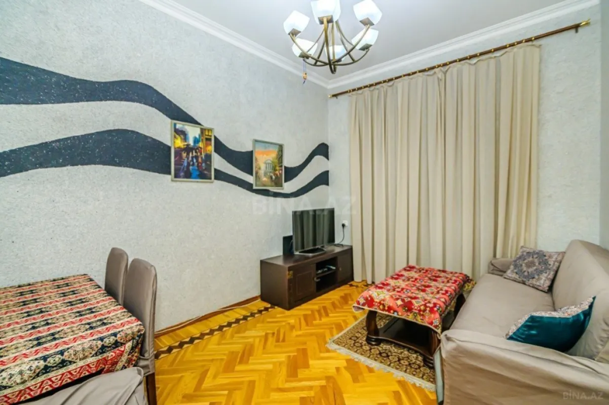 Kirayə verilir 3 otaqlı mənzil 95 m²