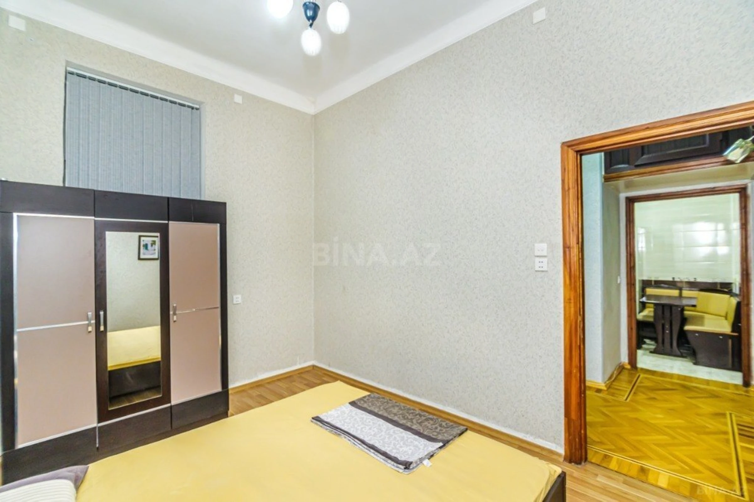 Kirayə verilir 3 otaqlı mənzil 95 m²
