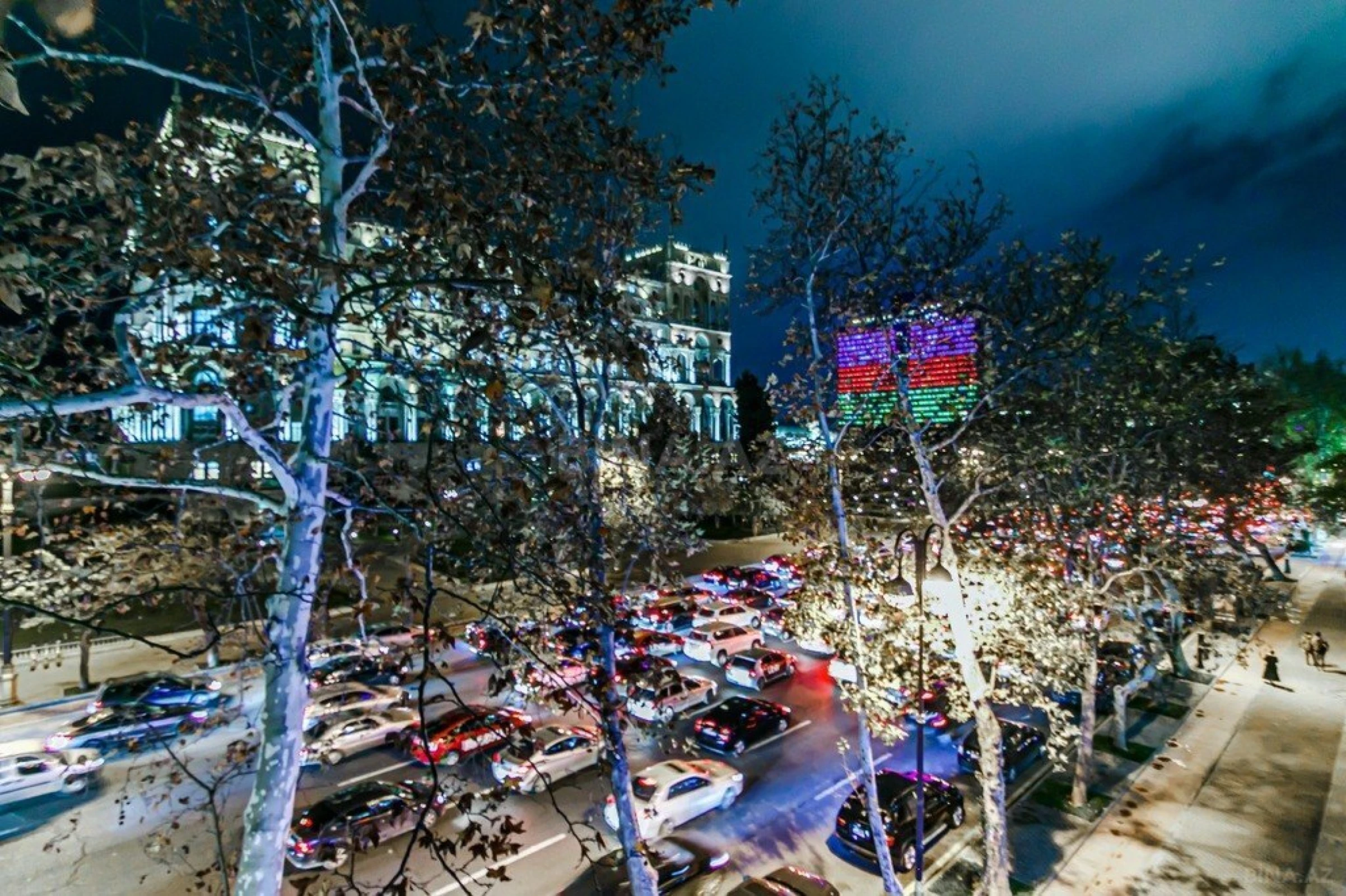 Kirayə verilir 3 otaqlı mənzil 99 m²