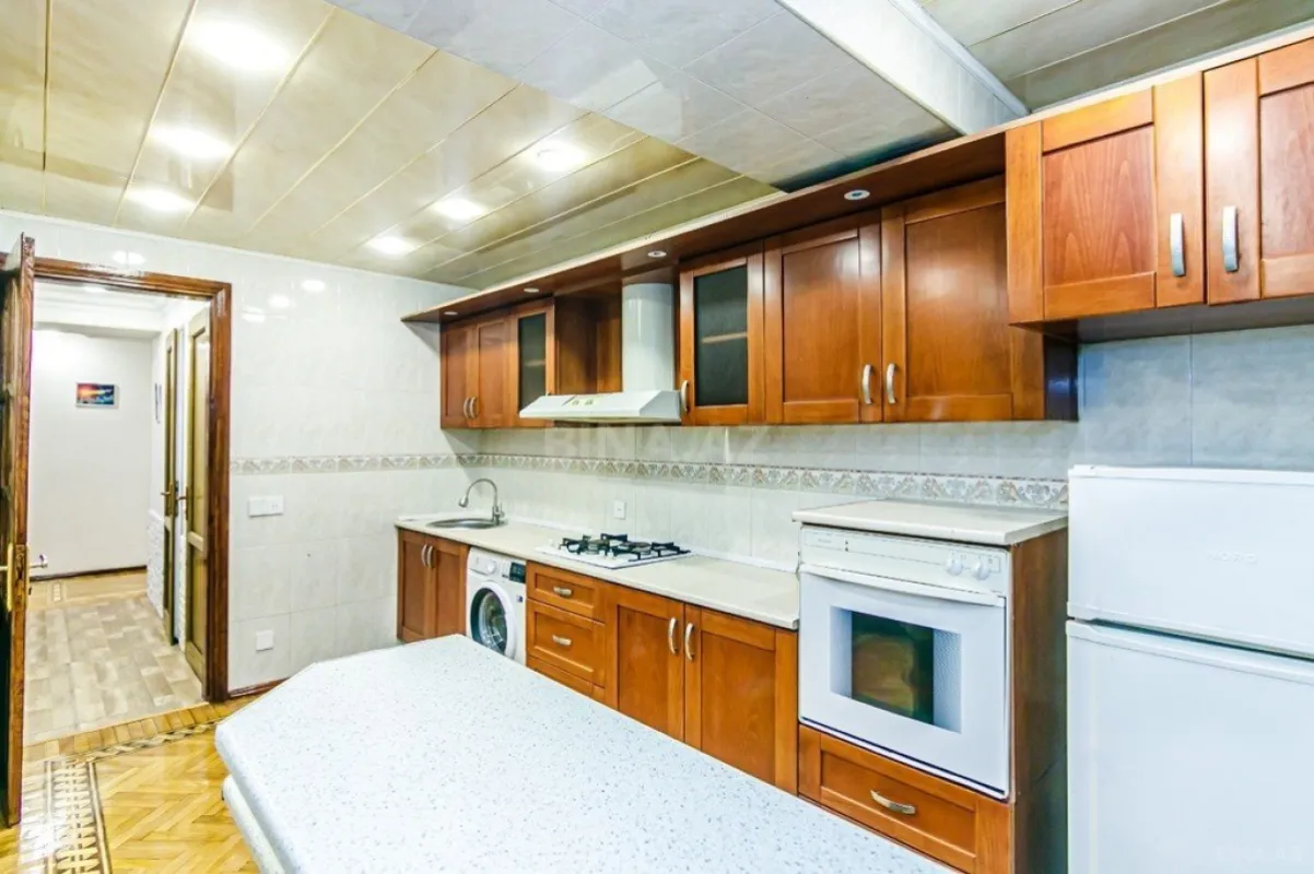 Kirayə verilir 3 otaqlı mənzil 99 m²