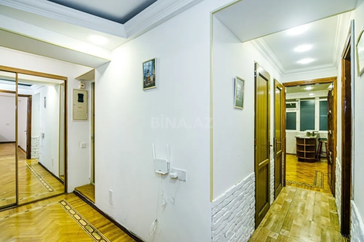 Kirayə verilir 3 otaqlı mənzil 99 m²