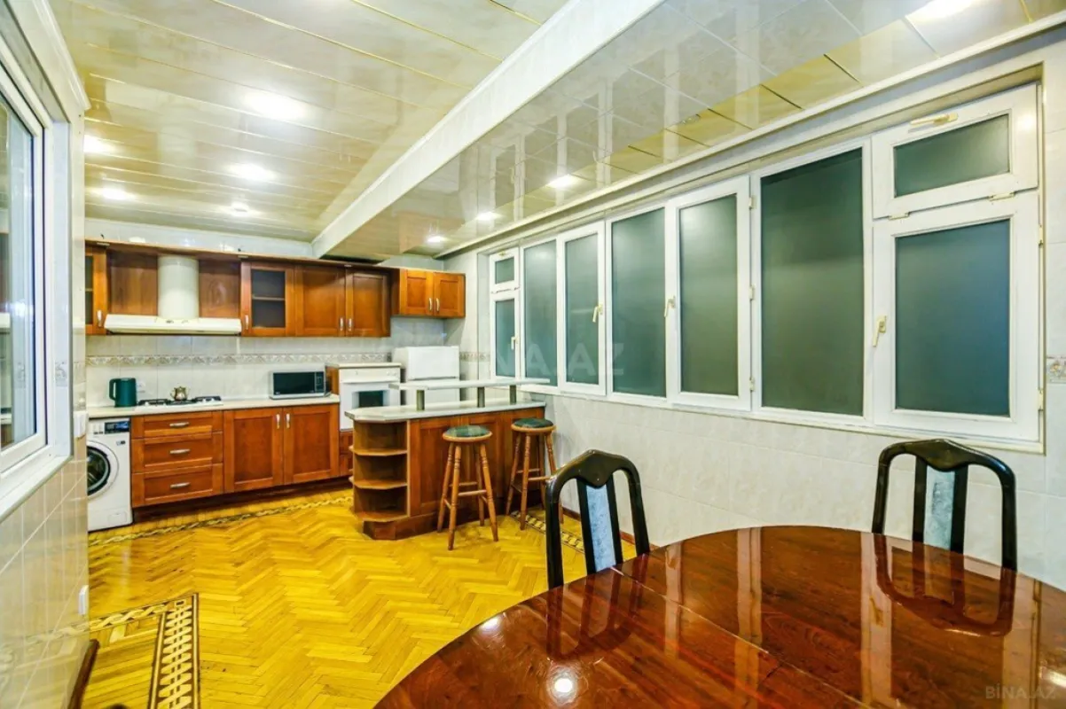 Kirayə verilir 3 otaqlı mənzil 99 m²