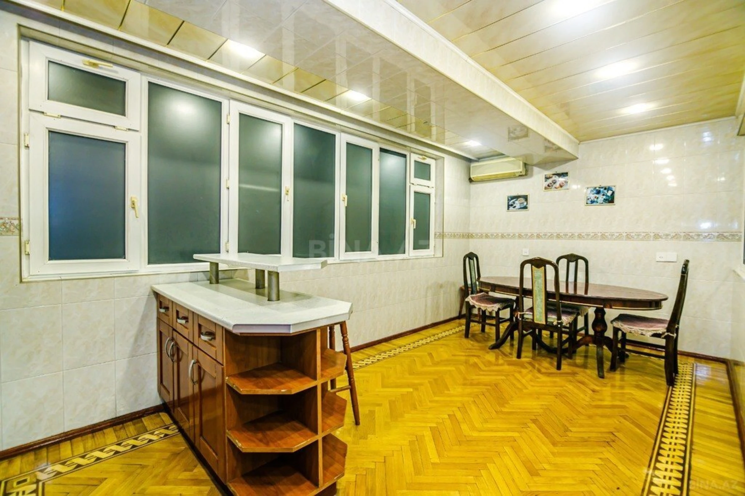 Kirayə verilir 3 otaqlı mənzil 99 m²