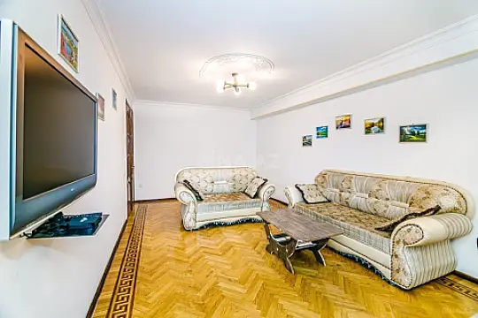 Kirayə verilir 3 otaqlı mənzil 99 m²