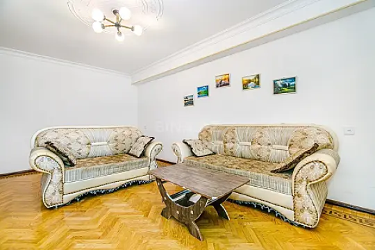 Kirayə verilir 3 otaqlı mənzil 99 m²