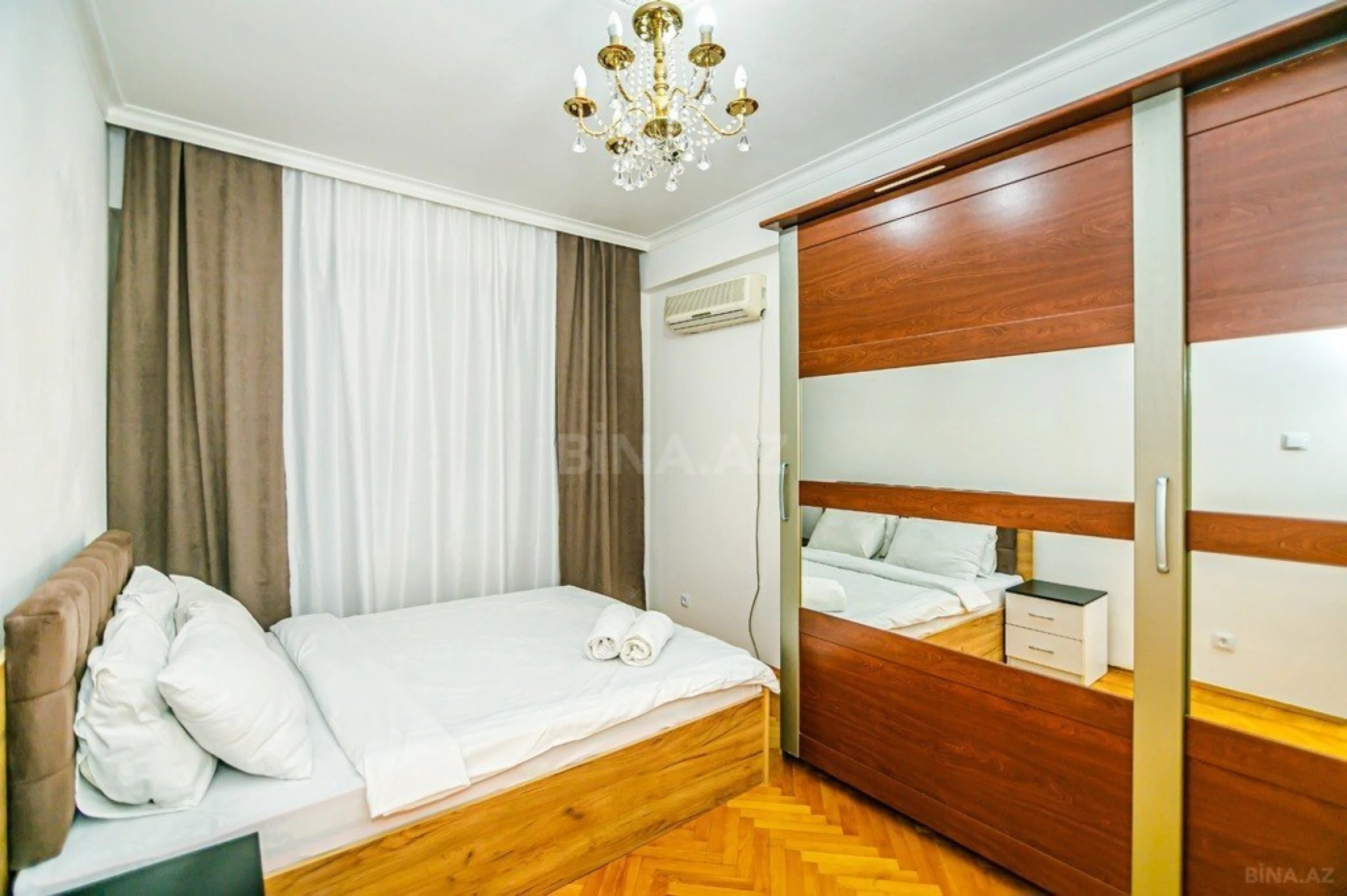Kirayə verilir 3 otaqlı mənzil 123 m²