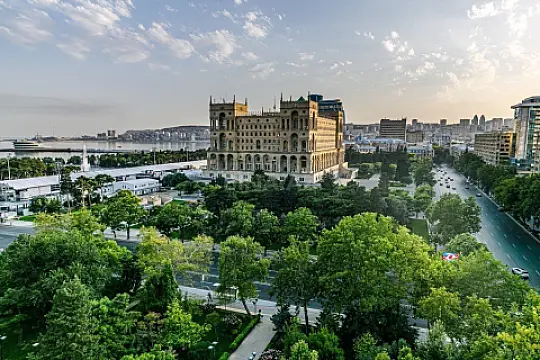 Kirayə verilir 3 otaqlı mənzil 123 m²