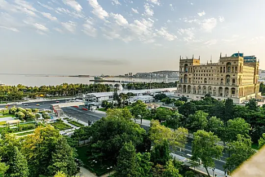 Kirayə verilir 3 otaqlı mənzil 123 m² — Bakı 3 otaq 123.00 m²